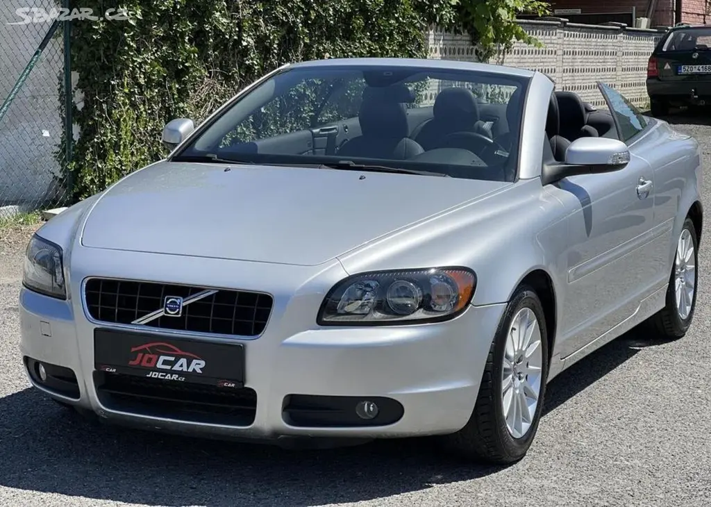 Volvo C70 2.0D CABRIO KŮŽE KLIMA ALU manuální